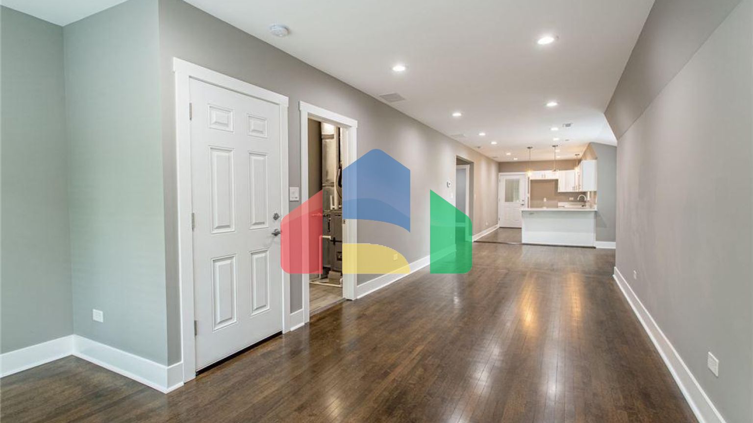 Residential - Multi-Family - Chicago, Illinois, United States - United States