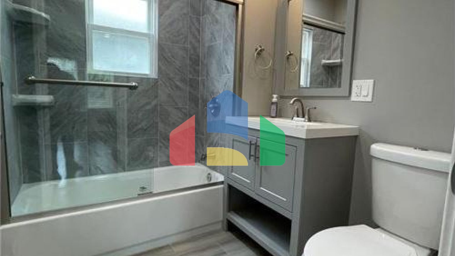 Residential - Multi-Family - Chicago, Illinois, United States - United States