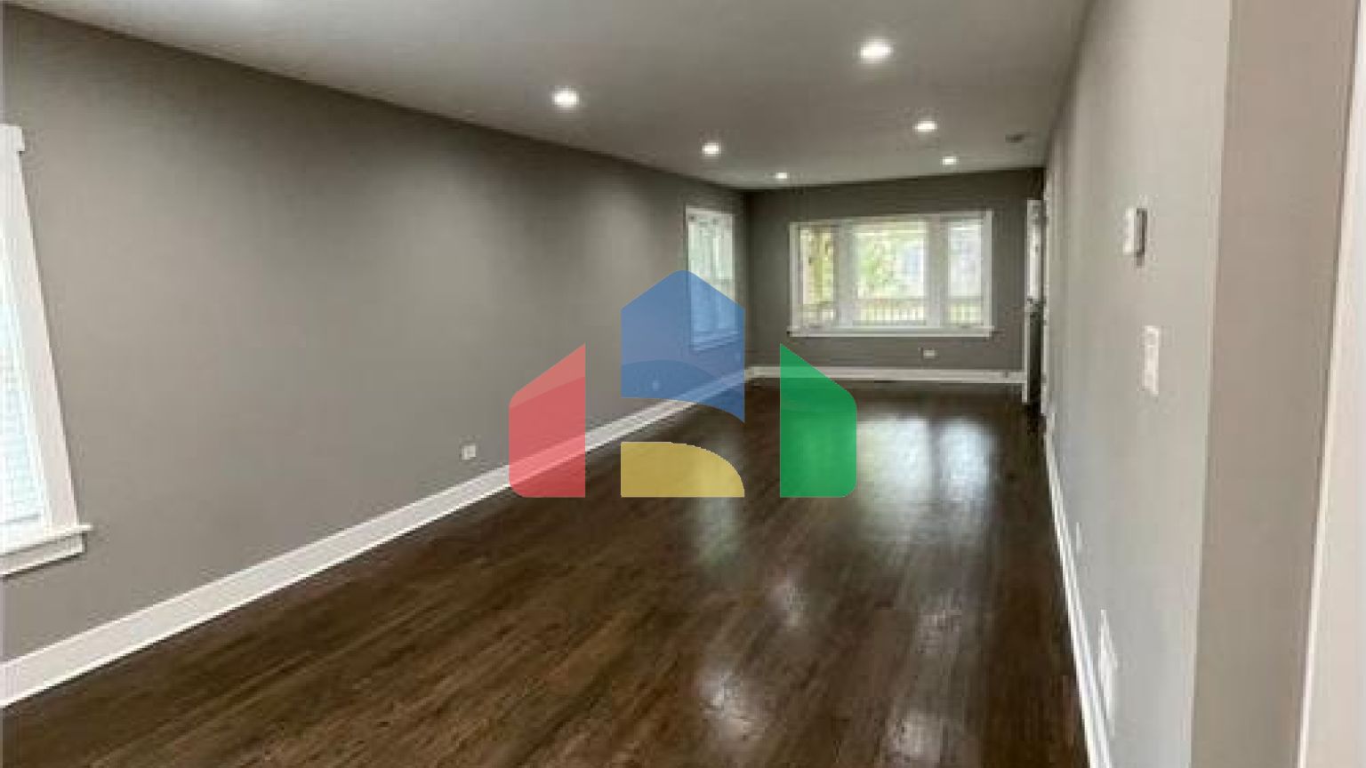 Residential - Multi-Family - Chicago, Illinois, United States - United States