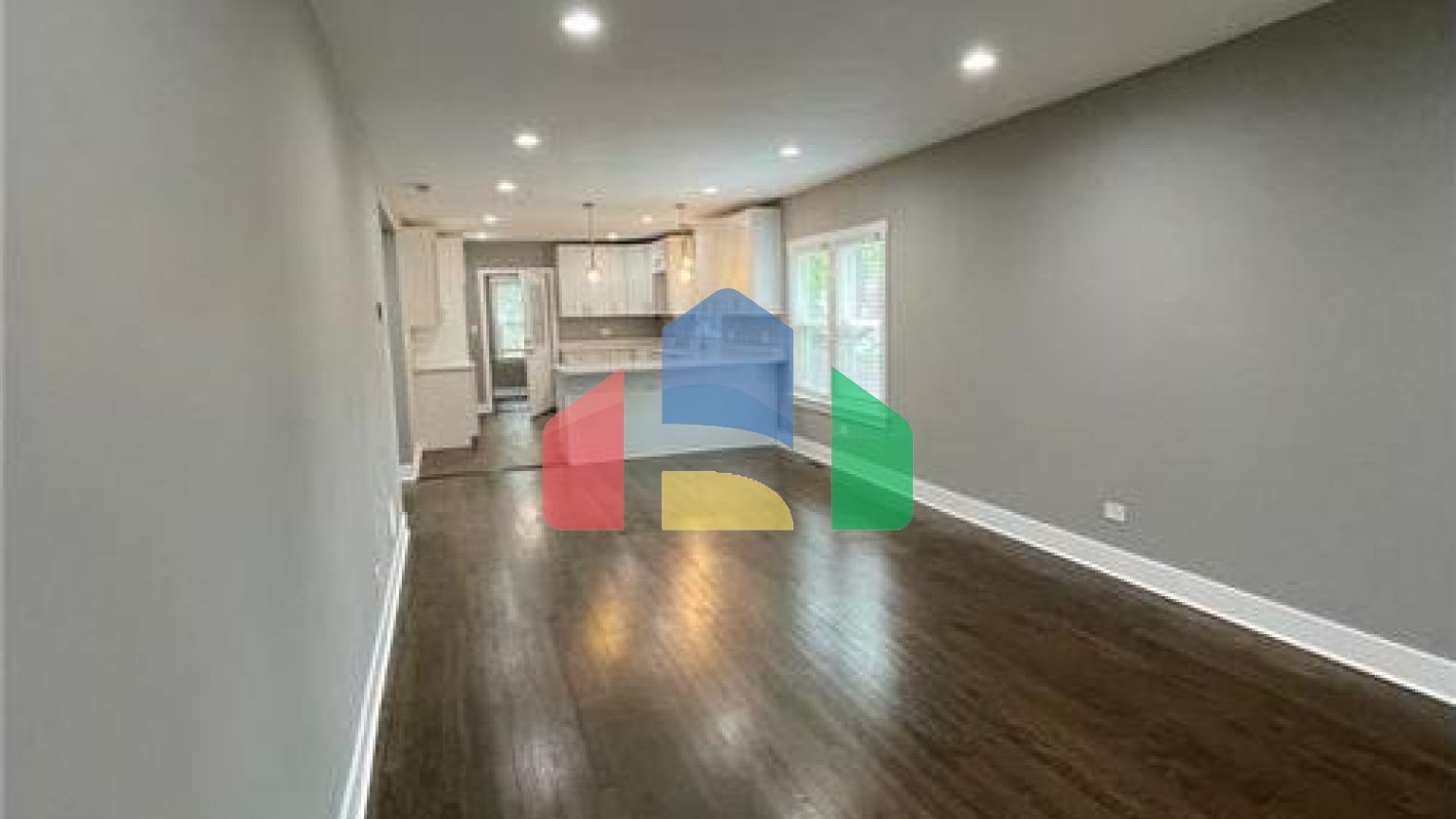 Residential - Multi-Family - Chicago, Illinois, United States - United States