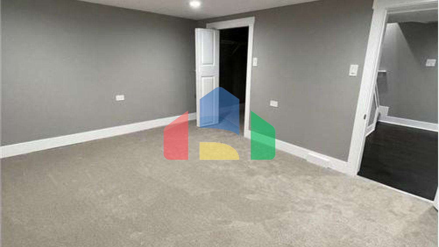 Residential - Multi-Family - Chicago, Illinois, United States - United States