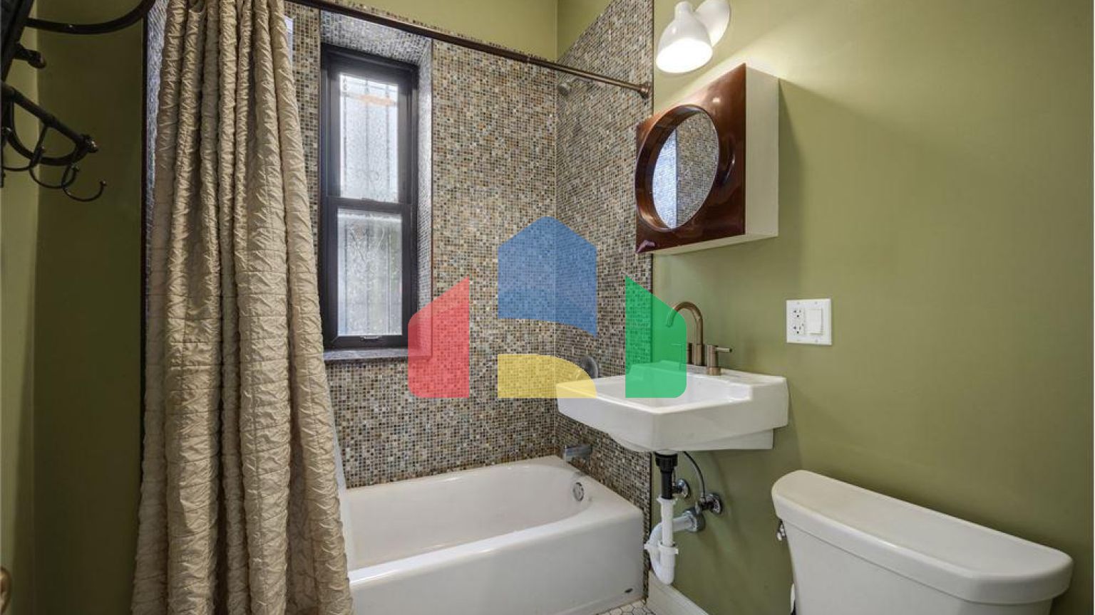 Residential - Single Family Home - Chicago, Illinois, United States - United States