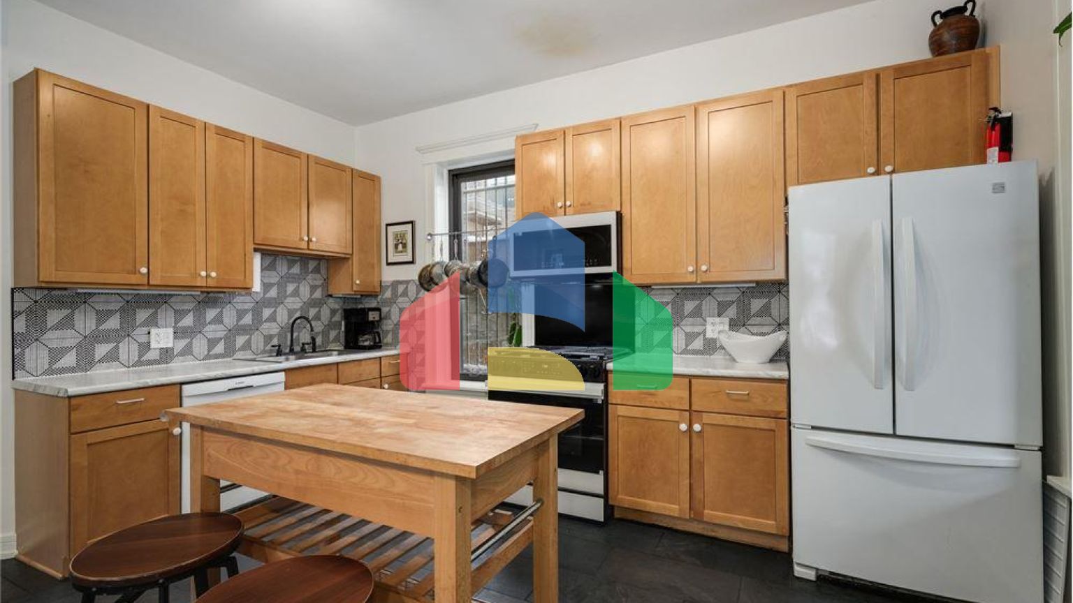 Residential - Single Family Home - Chicago, Illinois, United States - United States