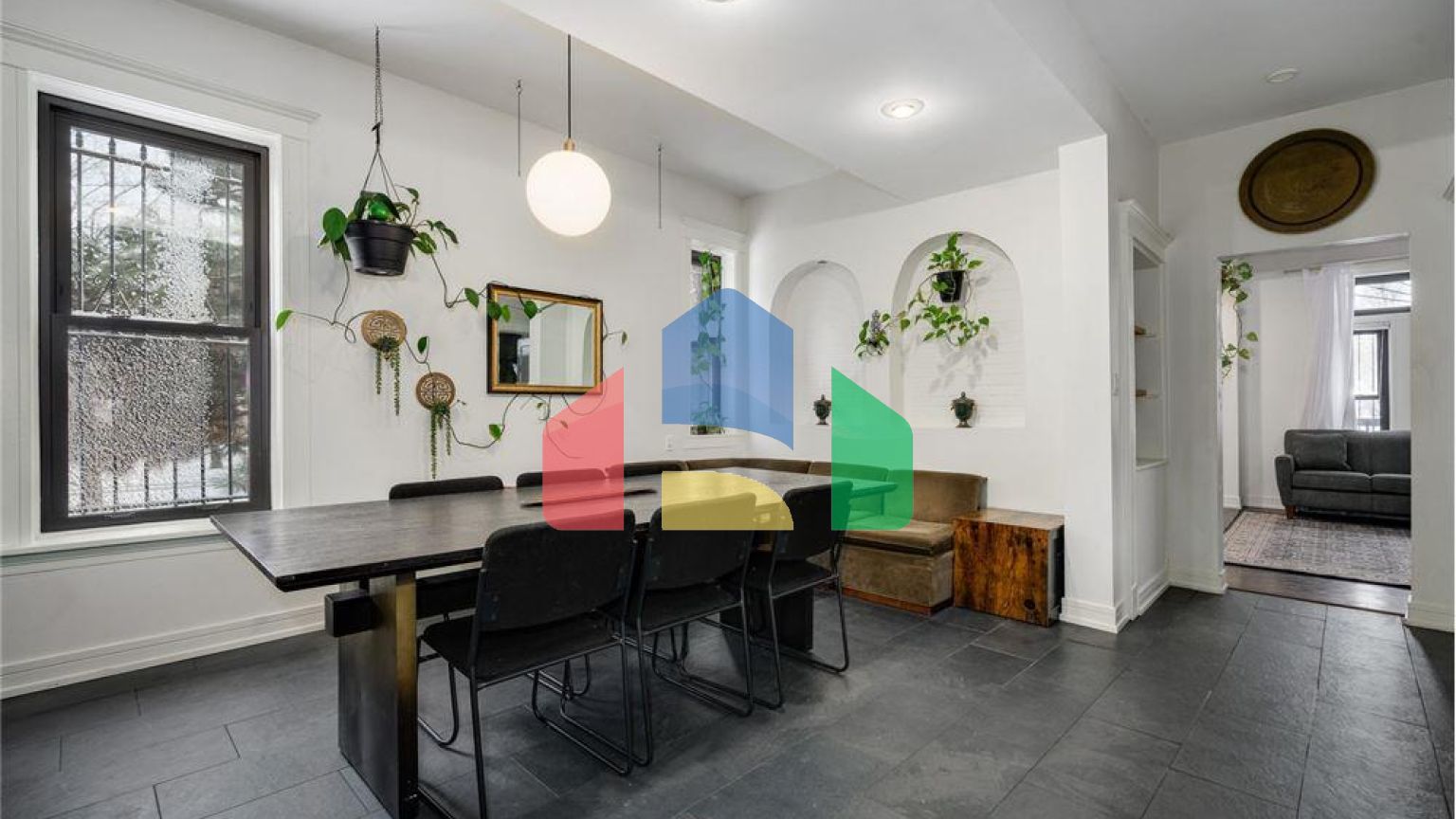 Residential - Single Family Home - Chicago, Illinois, United States - United States