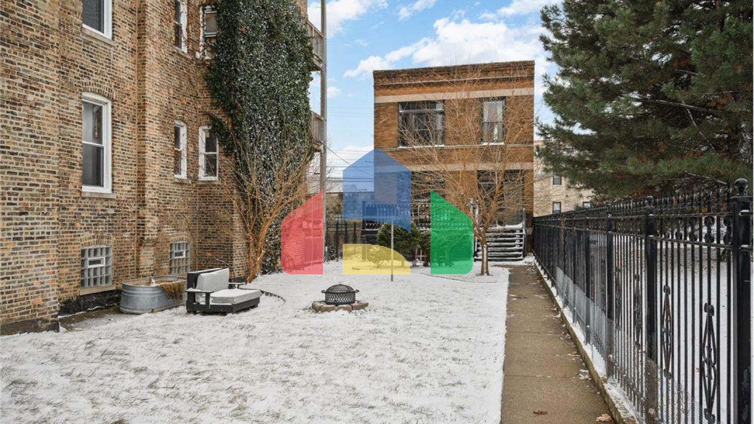 Residential - Single Family Home - Chicago, Illinois, United States - United States