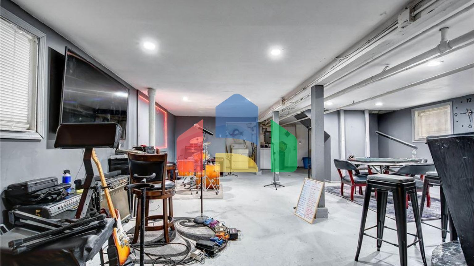 Residential - Single Family Home - Chicago, Illinois, United States - United States