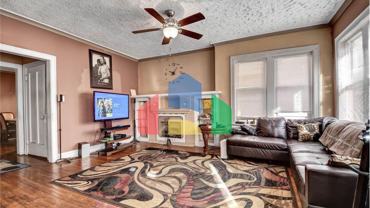 Residential - Single Family Home - Chicago, Illinois, United States - United States