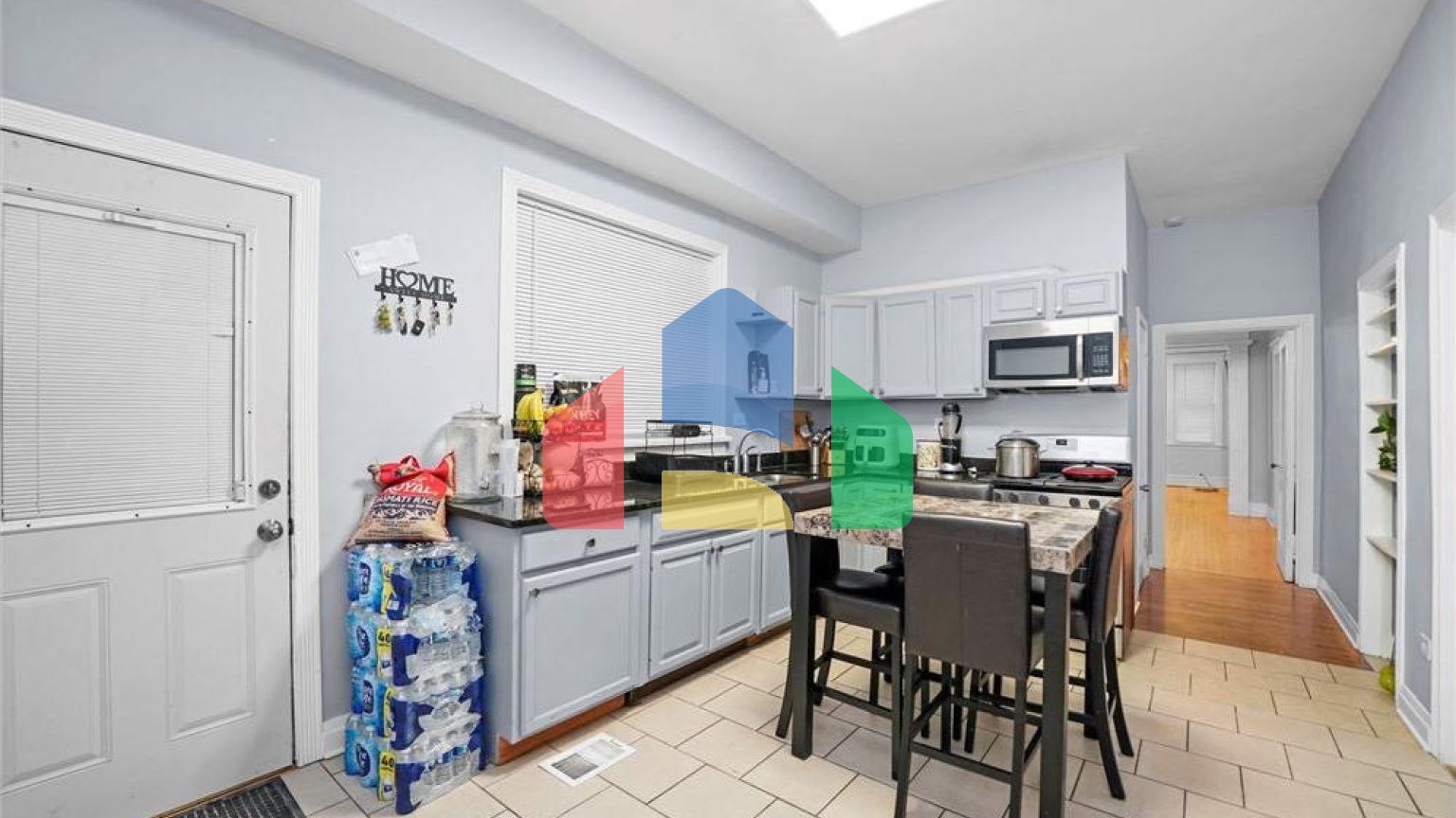 Residential - Single Family Home - Chicago, Illinois, United States - United States