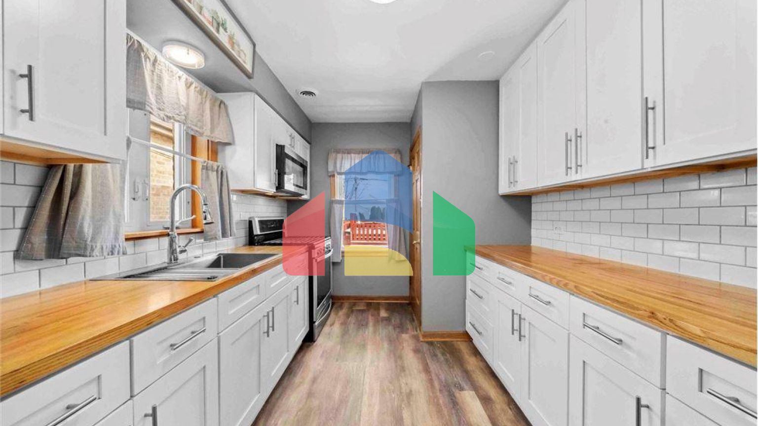 Residential - Single Family Home - Chicago, Illinois, United States - United States