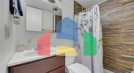 Residential - Condo/Apartment - Chicago, Illinois, United States - United States