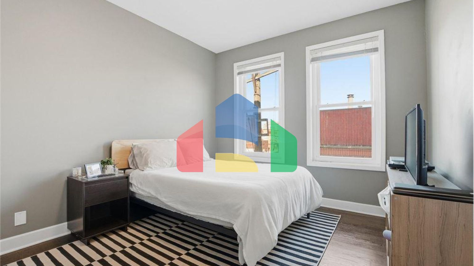 Residential - Condo/Apartment - Chicago, Illinois, United States - United States