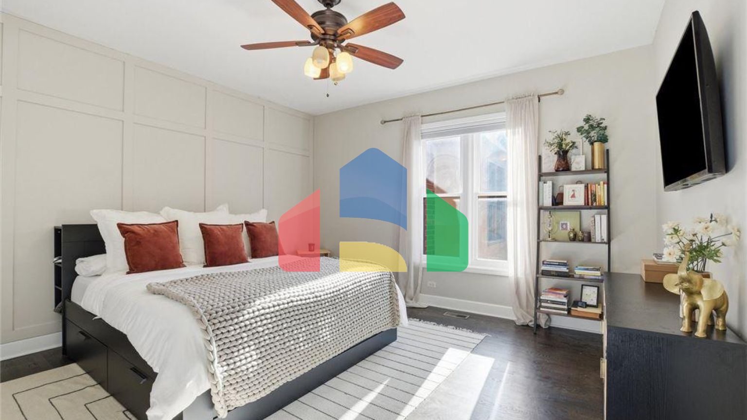 Residential - Condo/Apartment - Chicago, Illinois, United States - United States