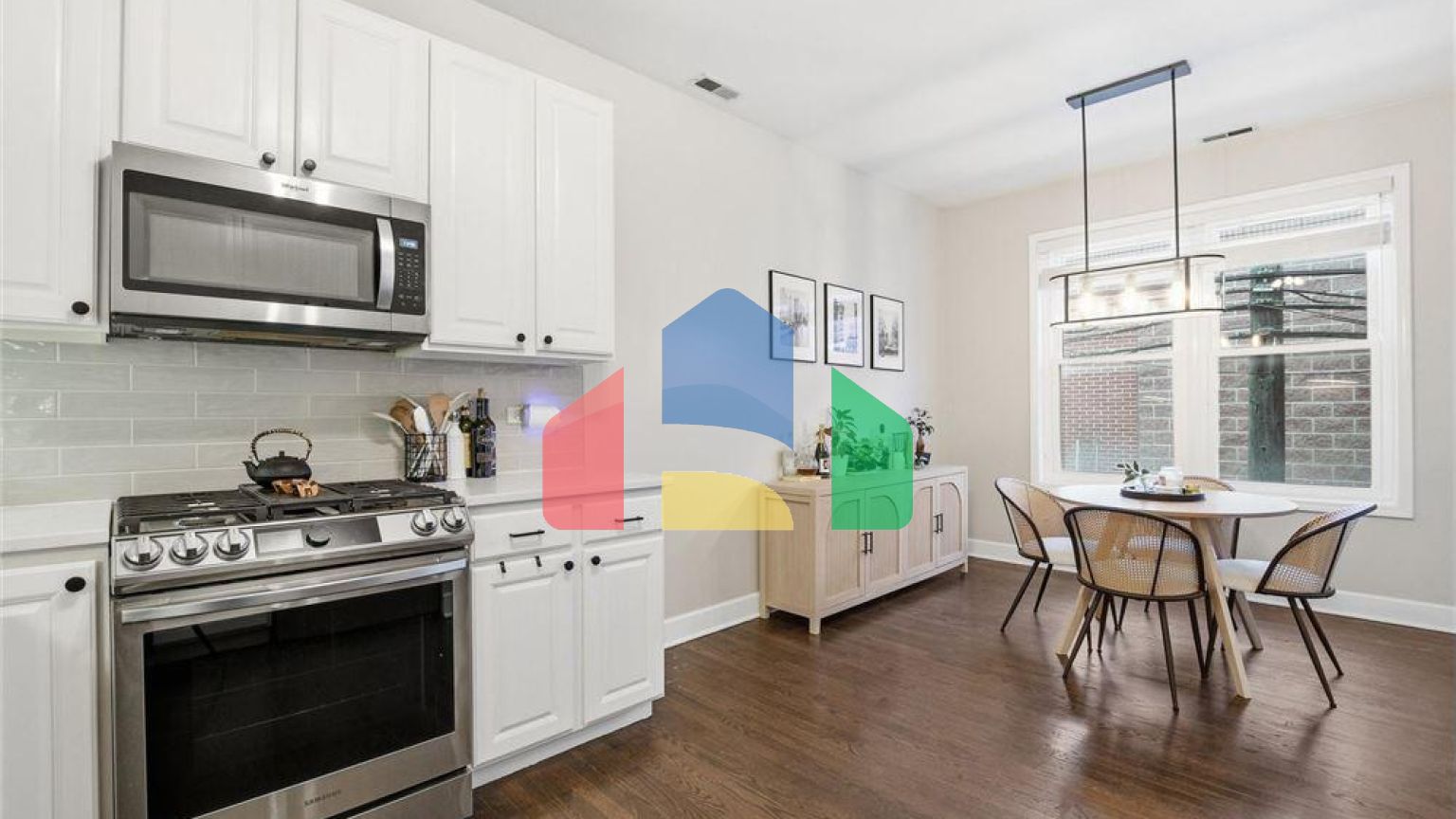 Residential - Condo/Apartment - Chicago, Illinois, United States - United States