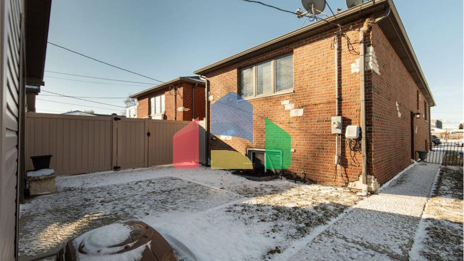 Residential - Single Family Home - Chicago, Illinois, United States - United States