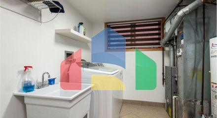 Residential - Single Family Home - Chicago, Illinois, United States - United States