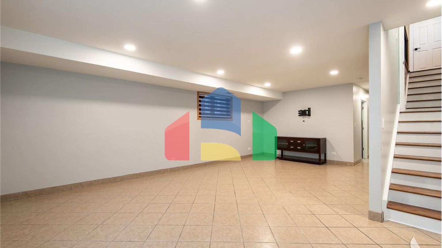 Residential - Single Family Home - Chicago, Illinois, United States - United States