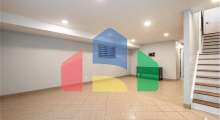 Residential - Single Family Home - Chicago, Illinois, United States - United States