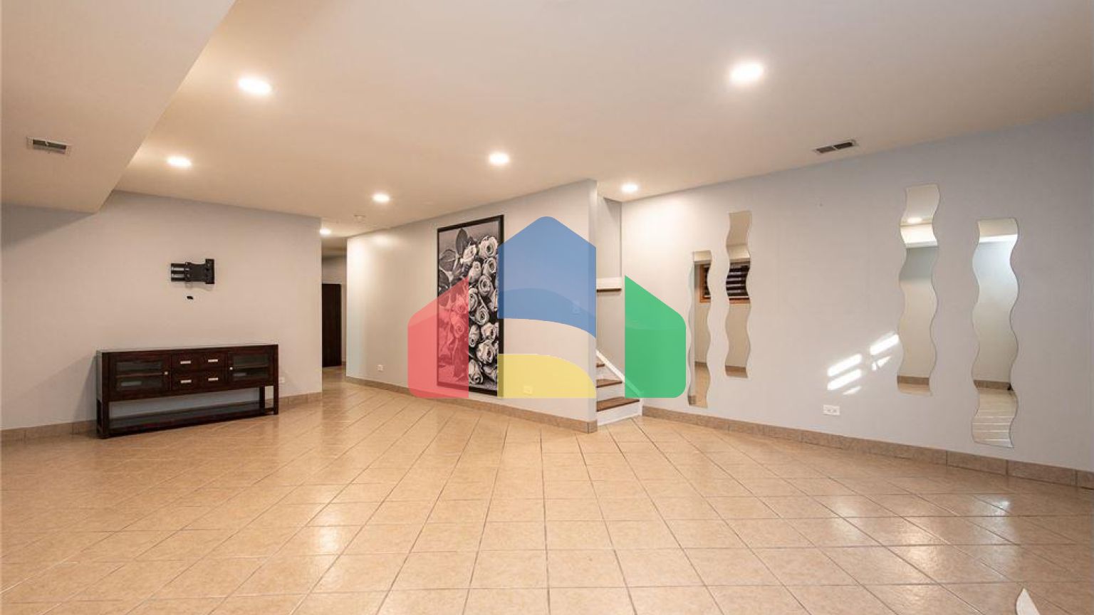 Residential - Single Family Home - Chicago, Illinois, United States - United States