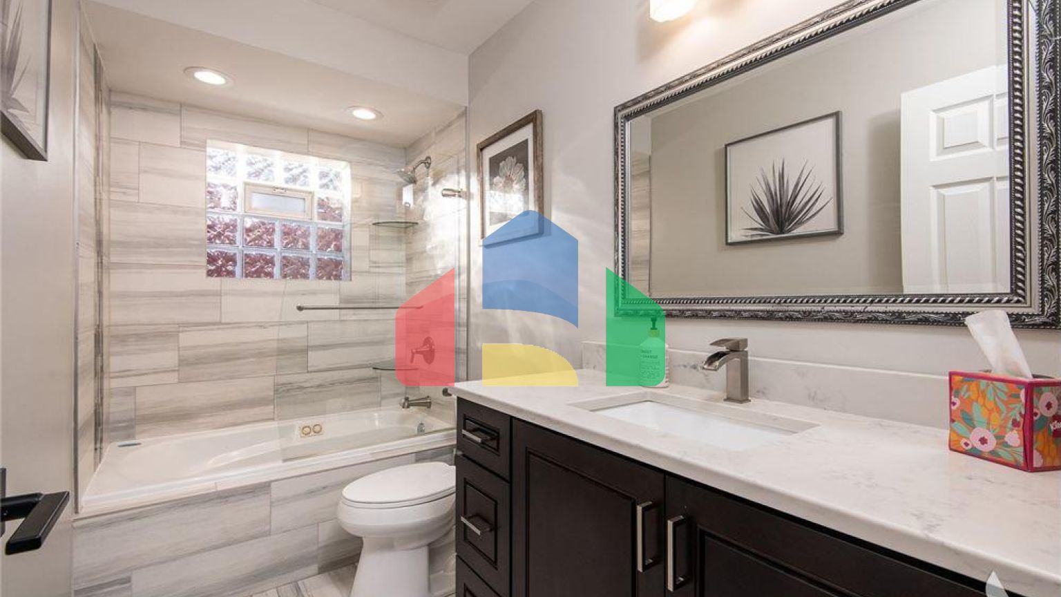 Residential - Single Family Home - Chicago, Illinois, United States - United States