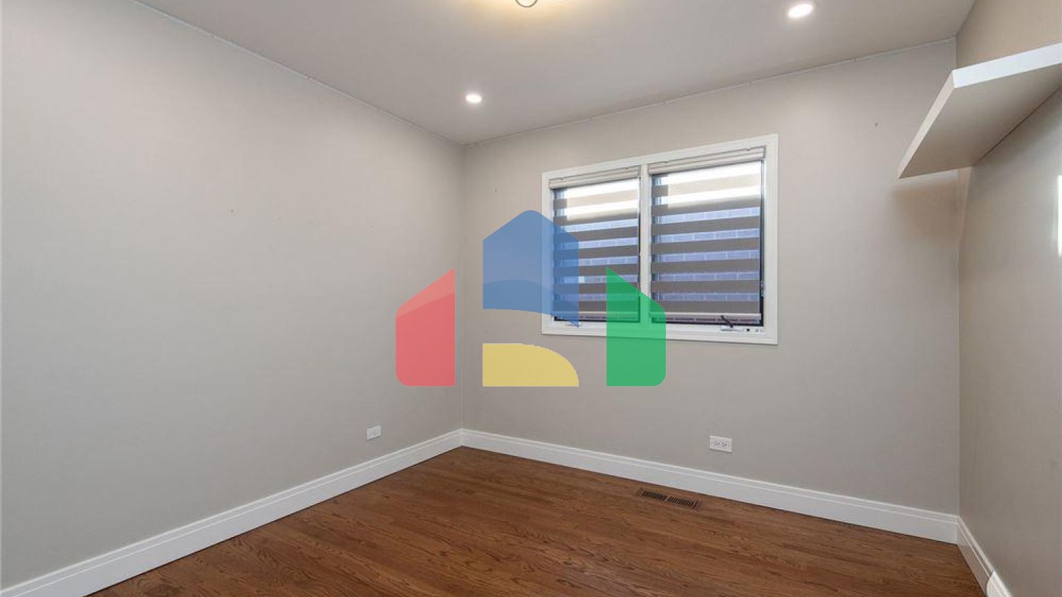 Residential - Single Family Home - Chicago, Illinois, United States - United States