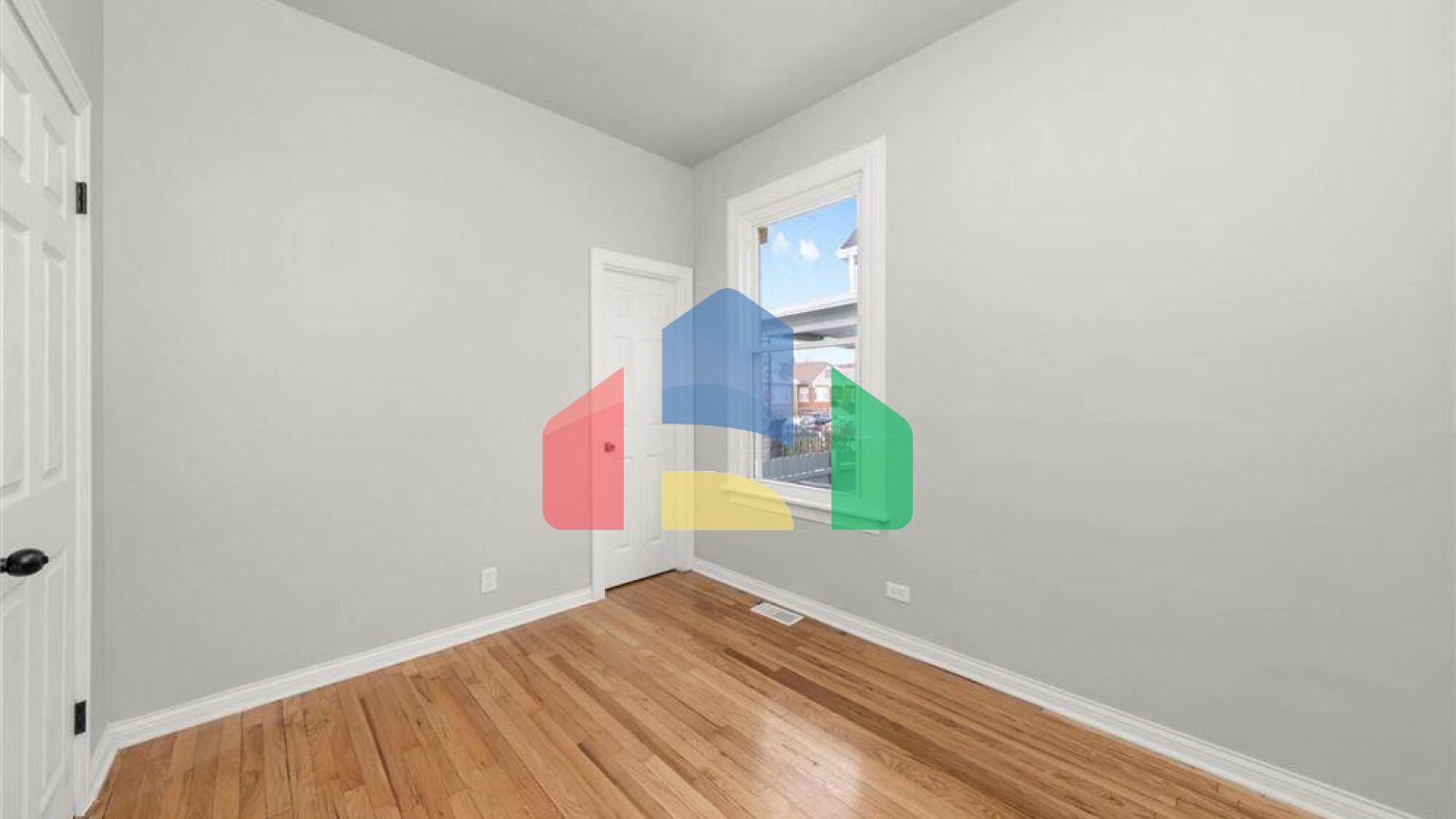 Residential - Single Family Home - Chicago, Illinois, United States - United States