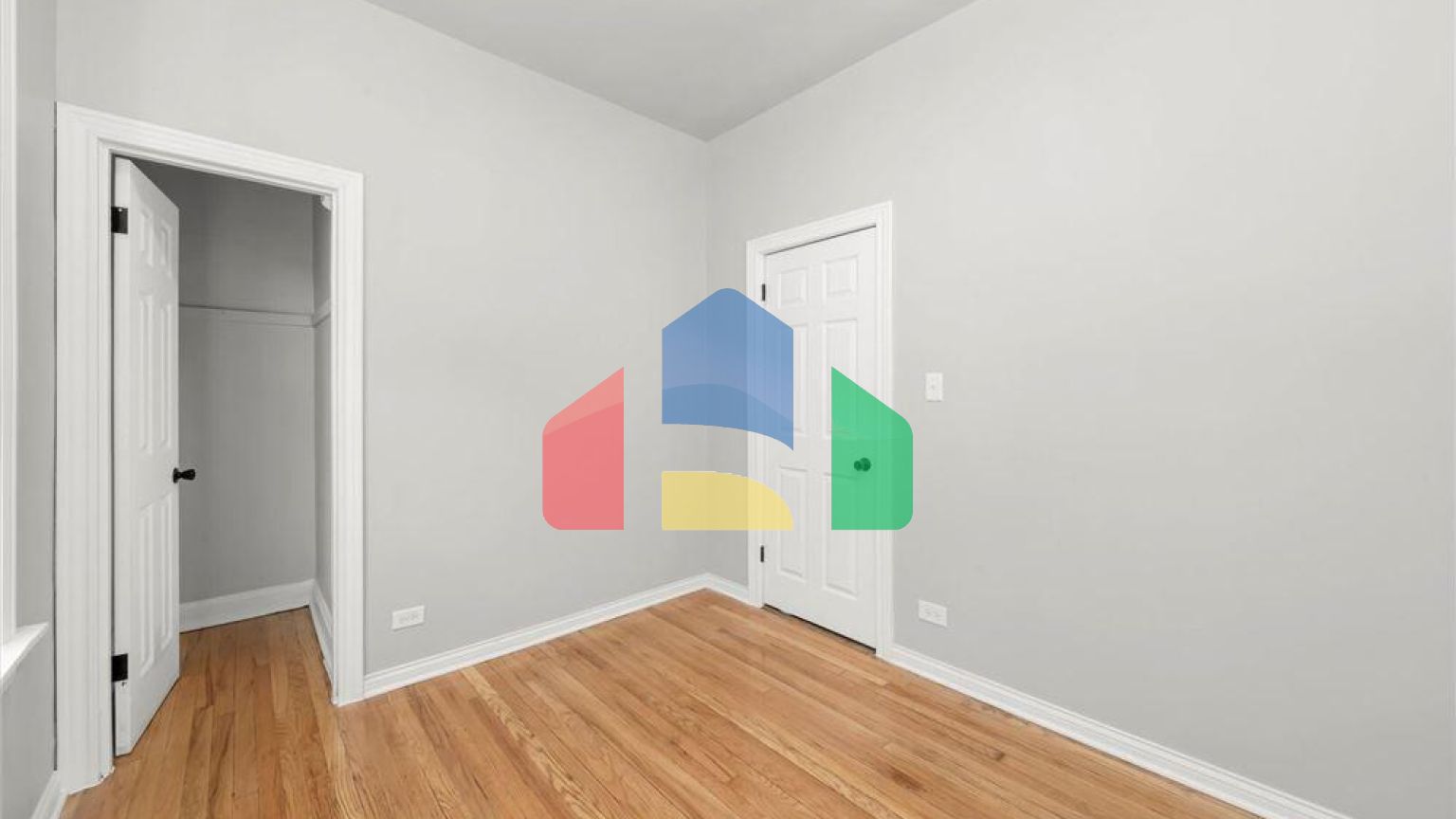 Residential - Single Family Home - Chicago, Illinois, United States - United States