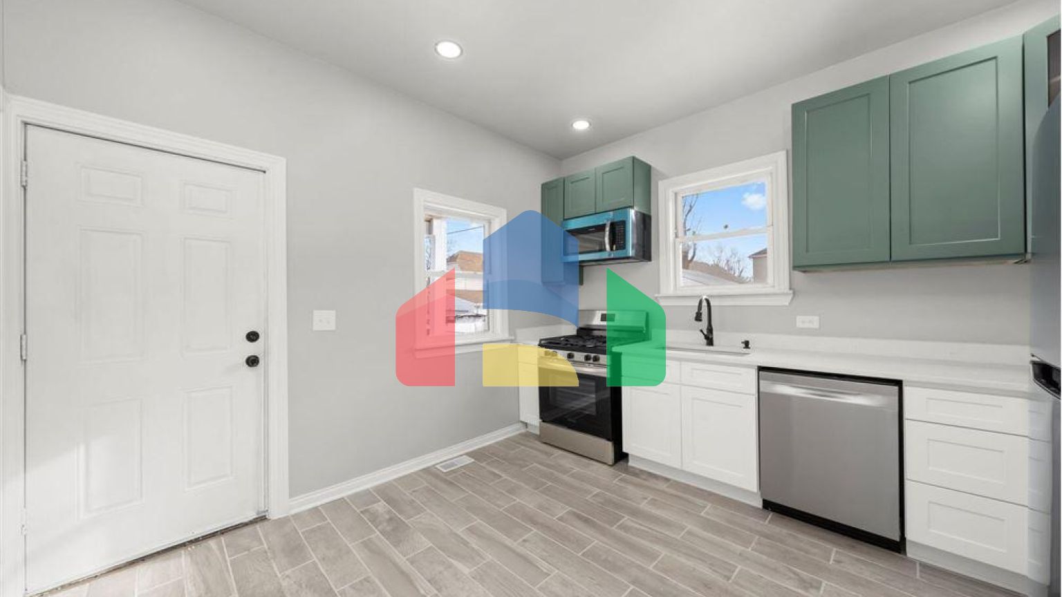 Residential - Single Family Home - Chicago, Illinois, United States - United States