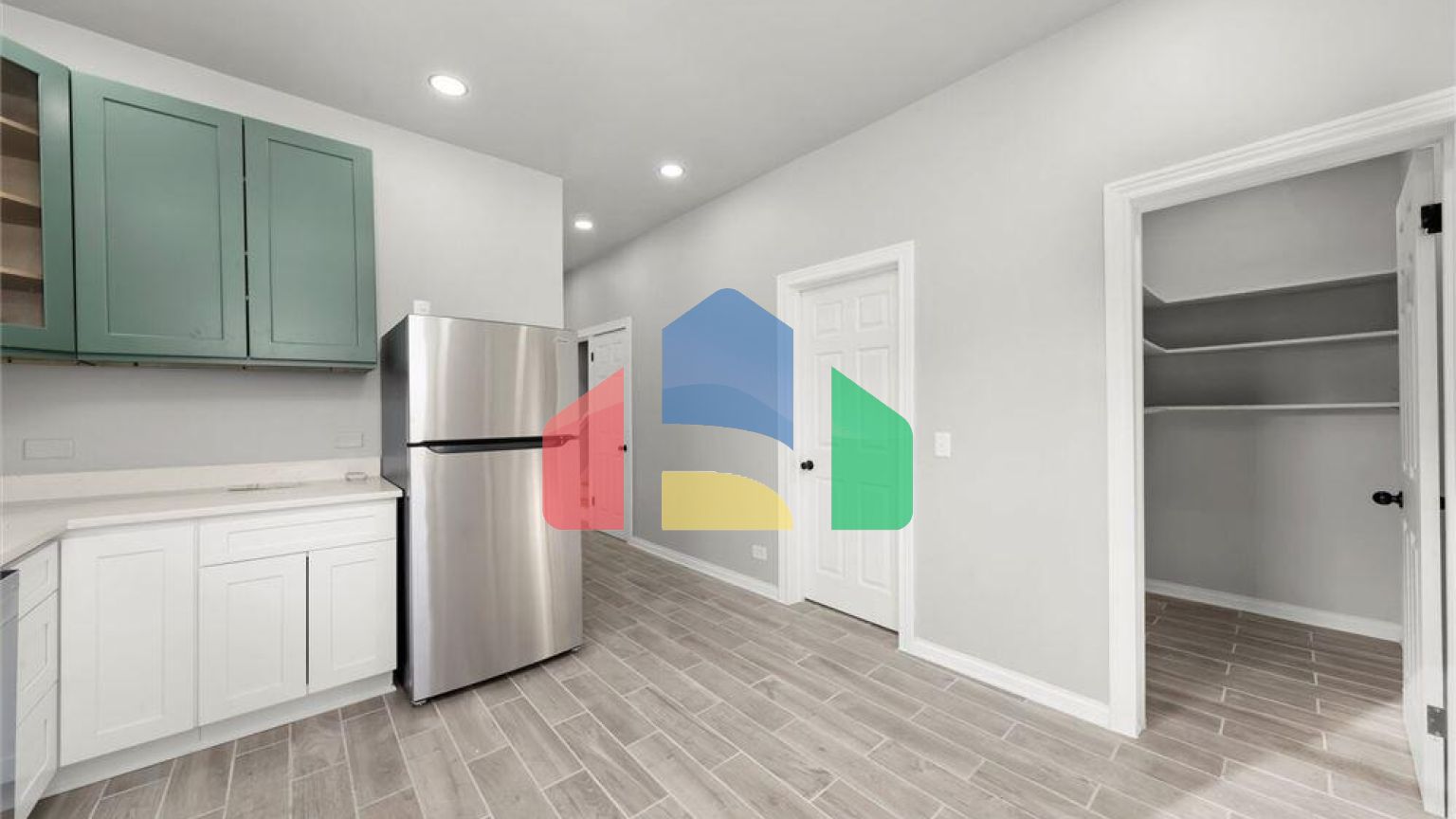 Residential - Single Family Home - Chicago, Illinois, United States - United States