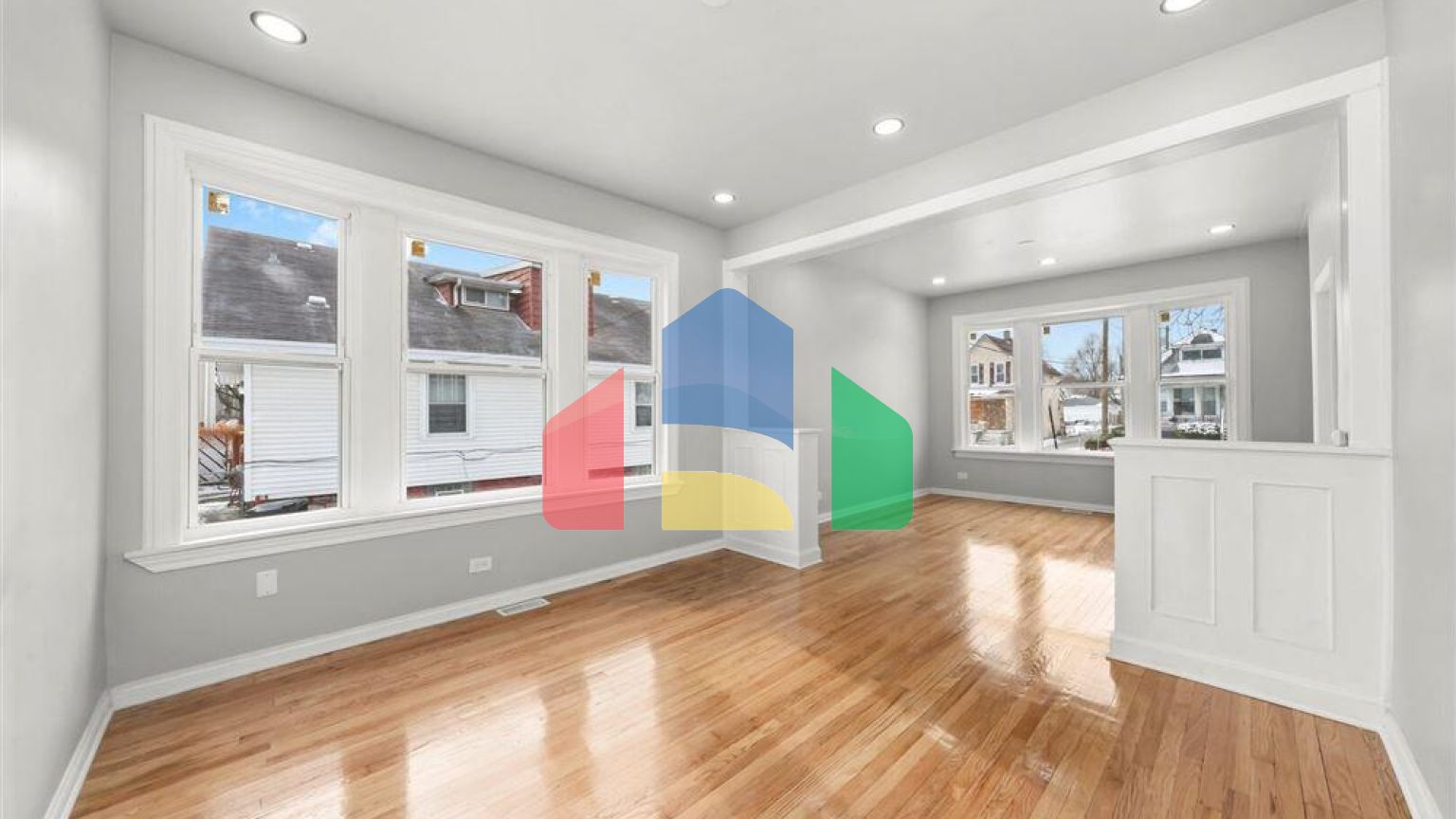 Residential - Single Family Home - Chicago, Illinois, United States - United States