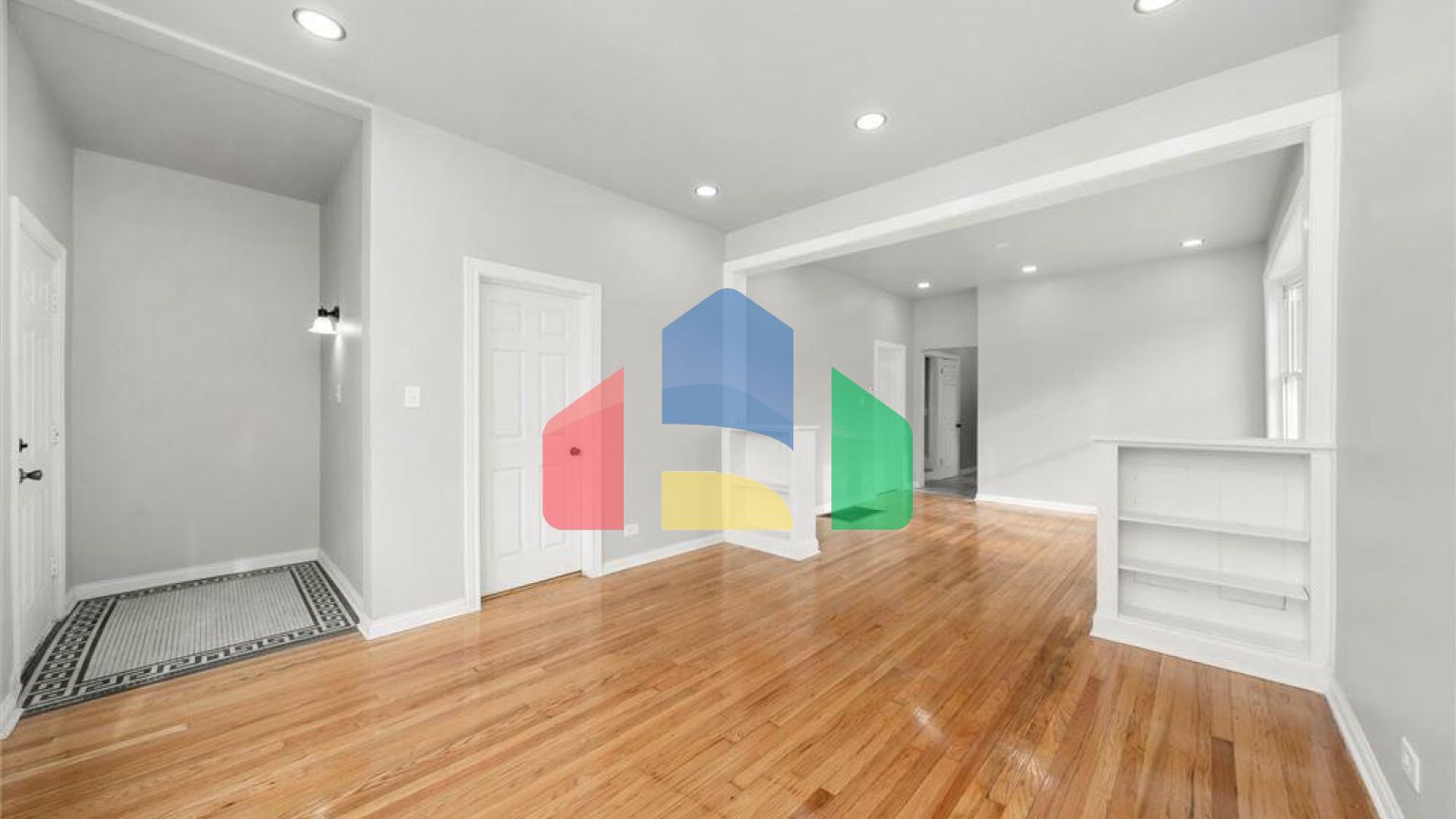 Residential - Single Family Home - Chicago, Illinois, United States - United States