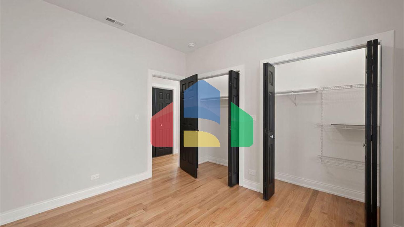 Residential - Single Family Home - Chicago, Illinois, United States - United States