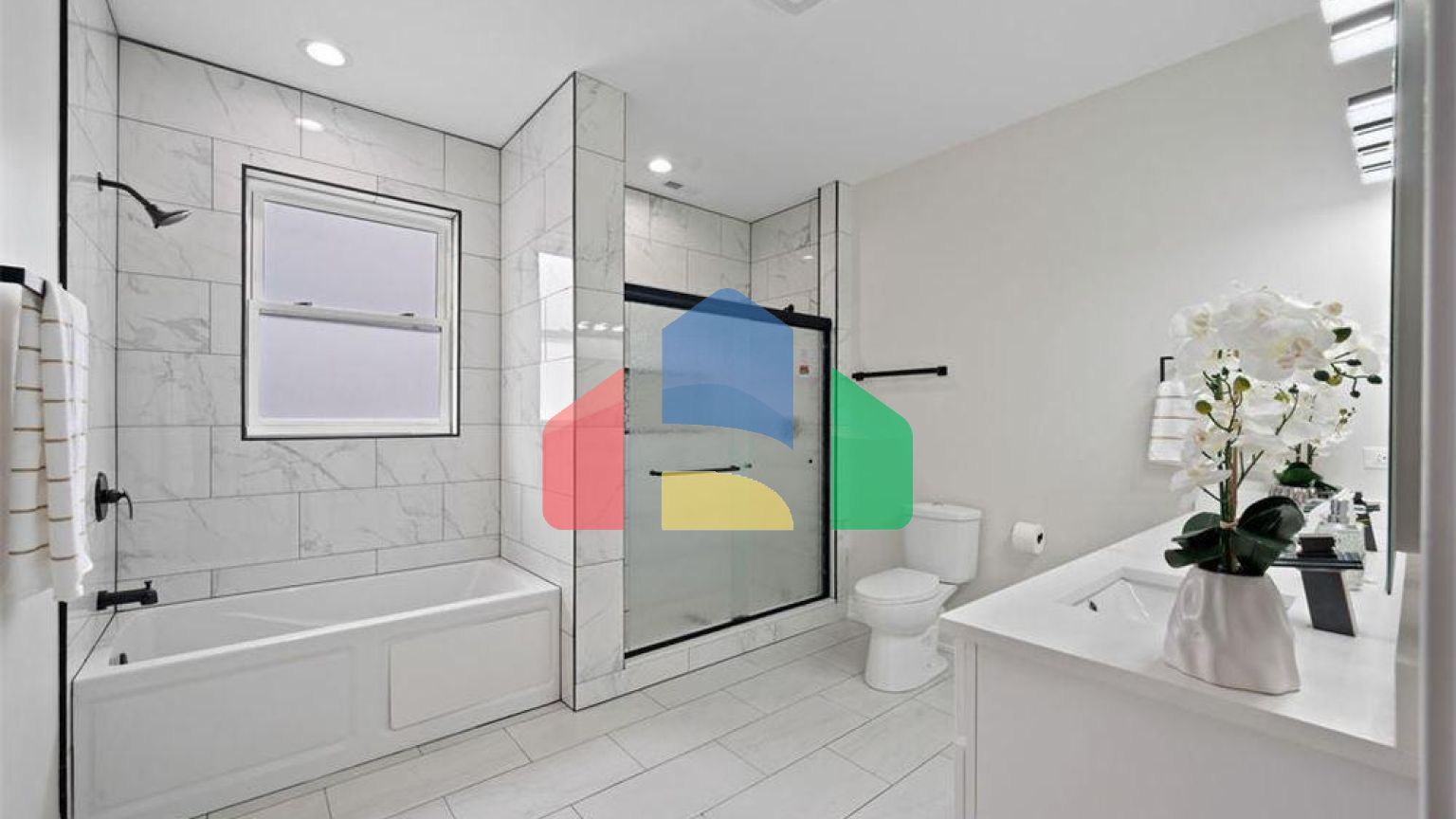 Residential - Single Family Home - Chicago, Illinois, United States - United States