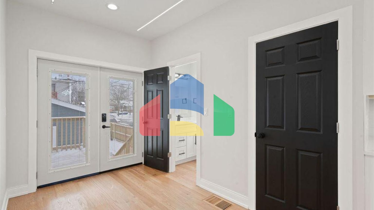 Residential - Single Family Home - Chicago, Illinois, United States - United States