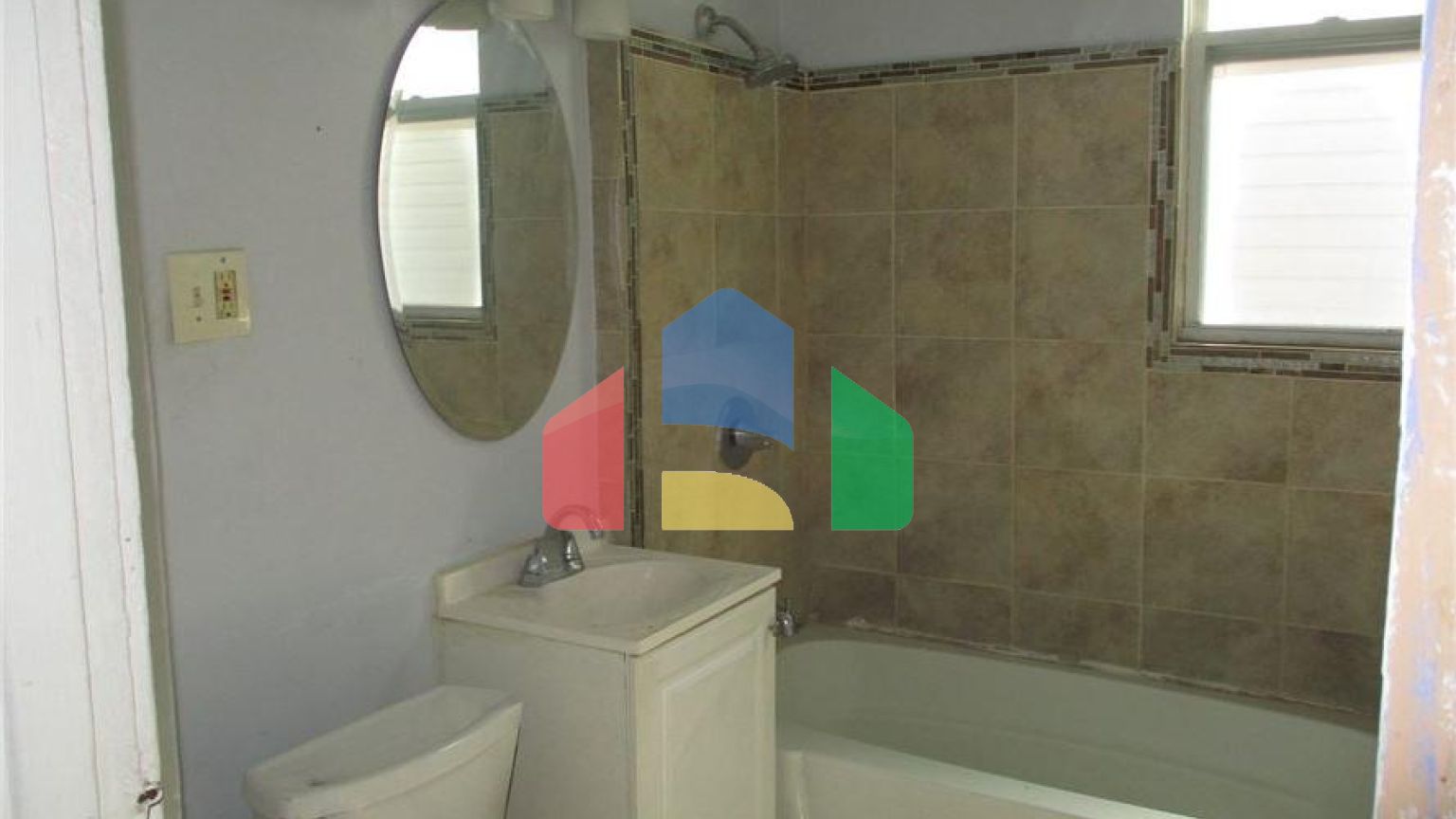 Residential - Multi-Family - Chicago, Illinois, United States - United States