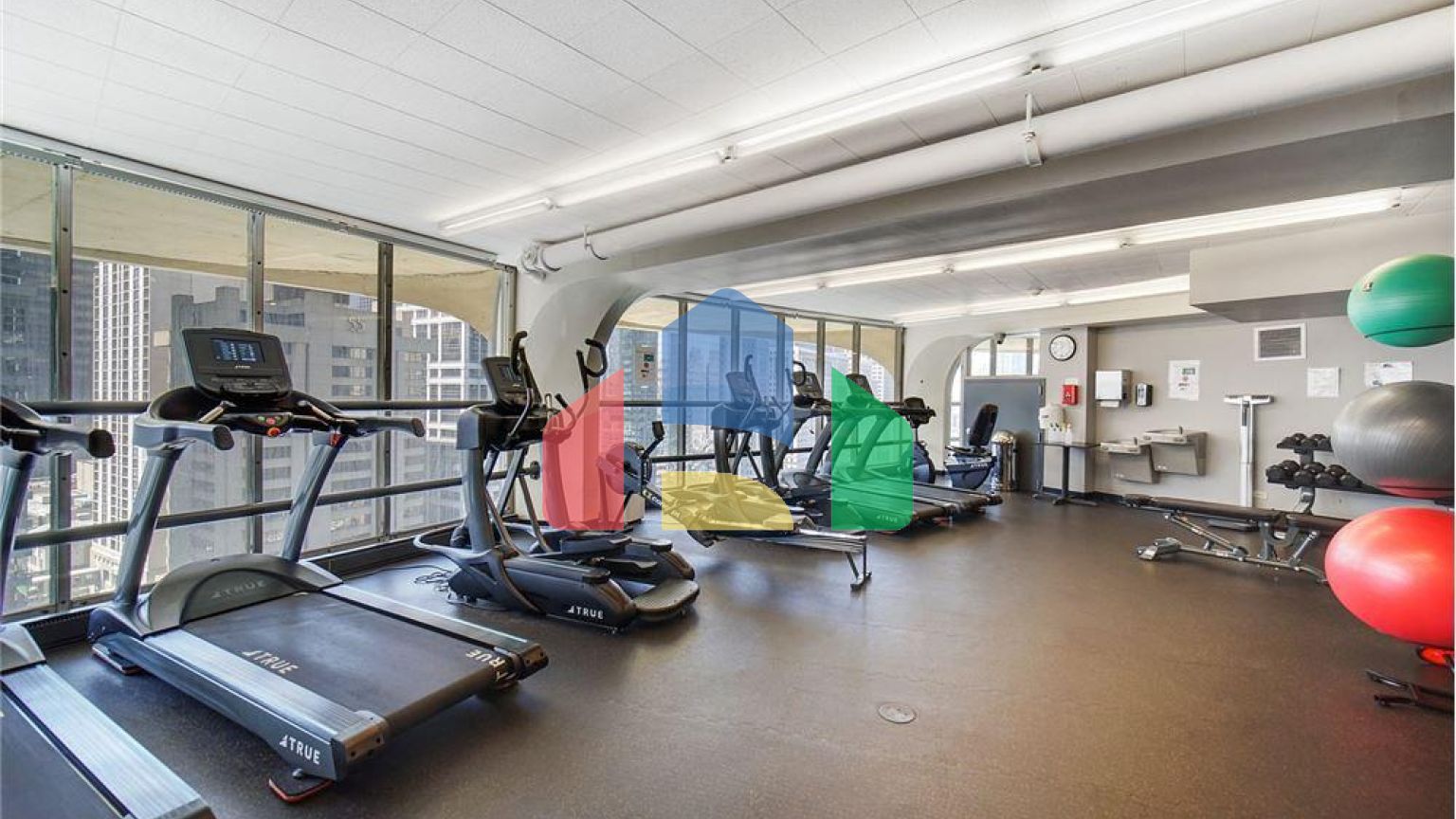 Residential - Condo/Apartment - Chicago, Illinois, United States - United States