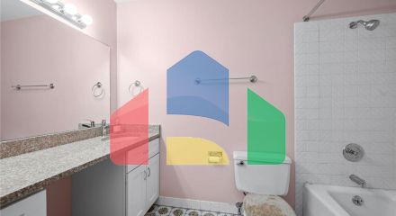 Residential - Condo/Apartment - Chicago, Illinois, United States - United States