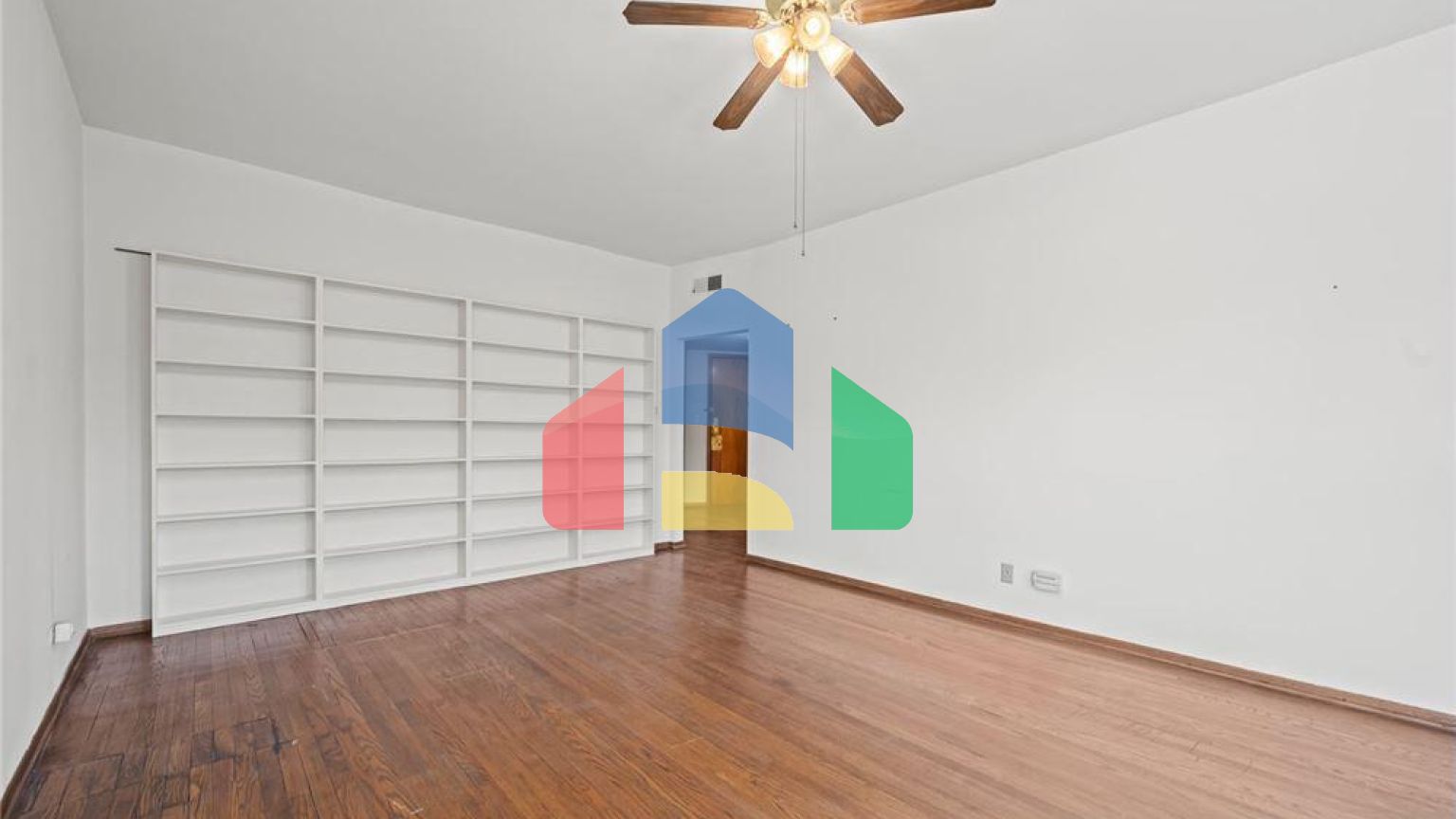 Residential - Condo/Apartment - Chicago, Illinois, United States - United States