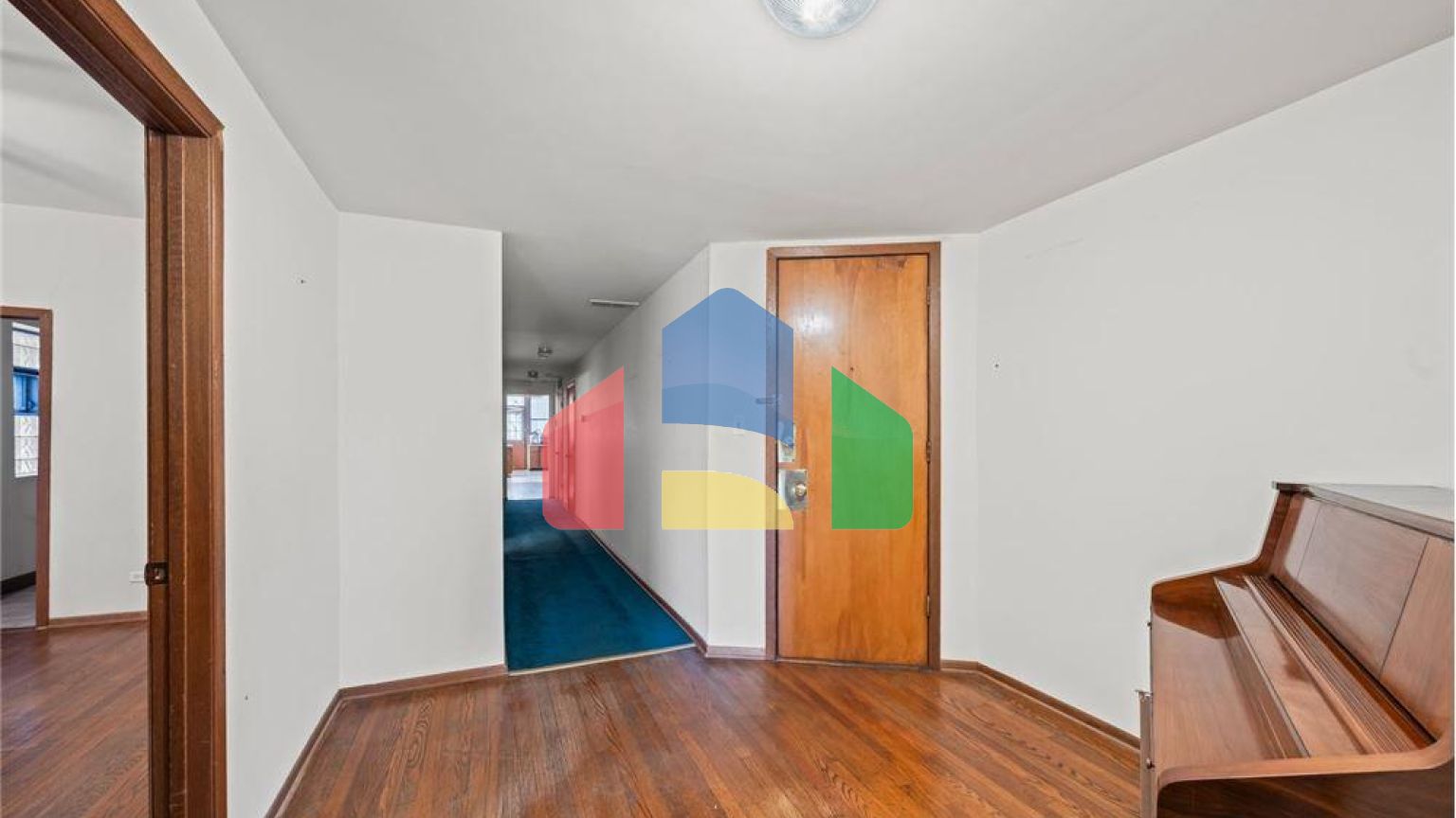 Residential - Condo/Apartment - Chicago, Illinois, United States - United States