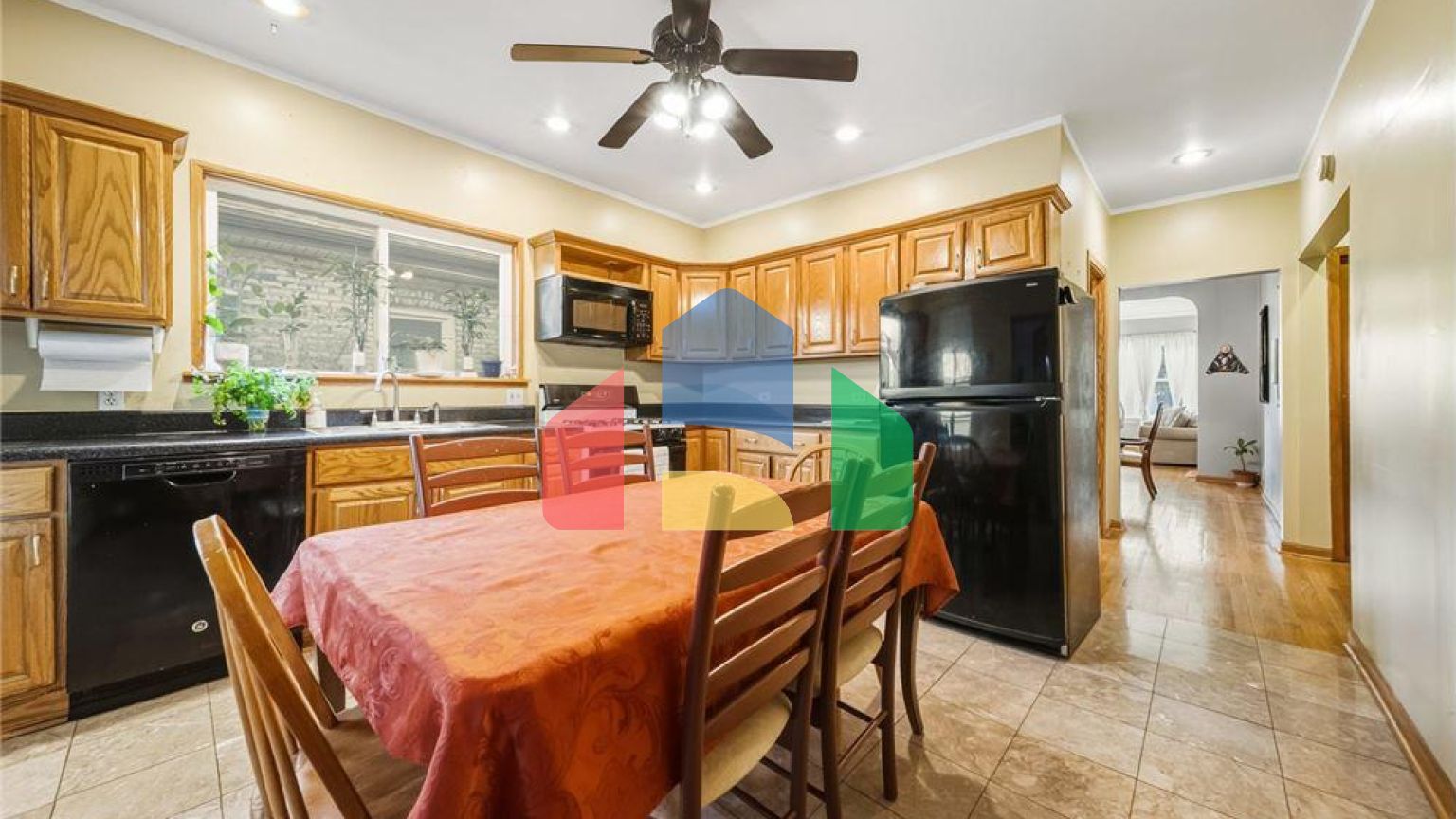 Residential - Single Family Home - Chicago, Illinois, United States - United States