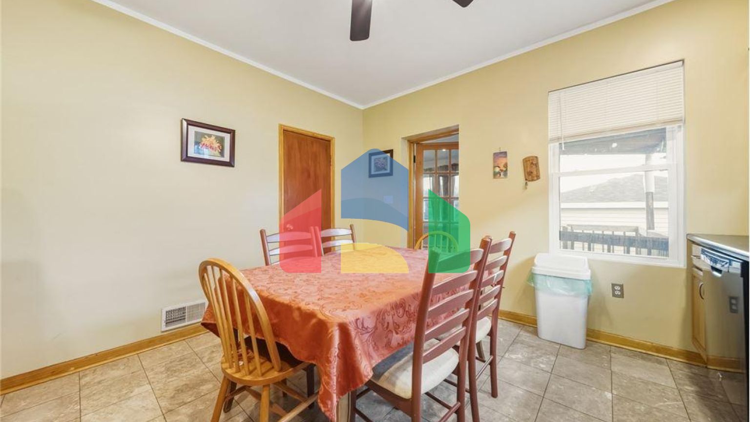 Residential - Single Family Home - Chicago, Illinois, United States - United States