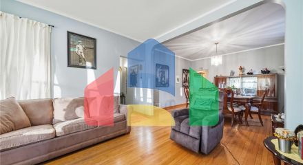 Residential - Single Family Home - Chicago, Illinois, United States - United States