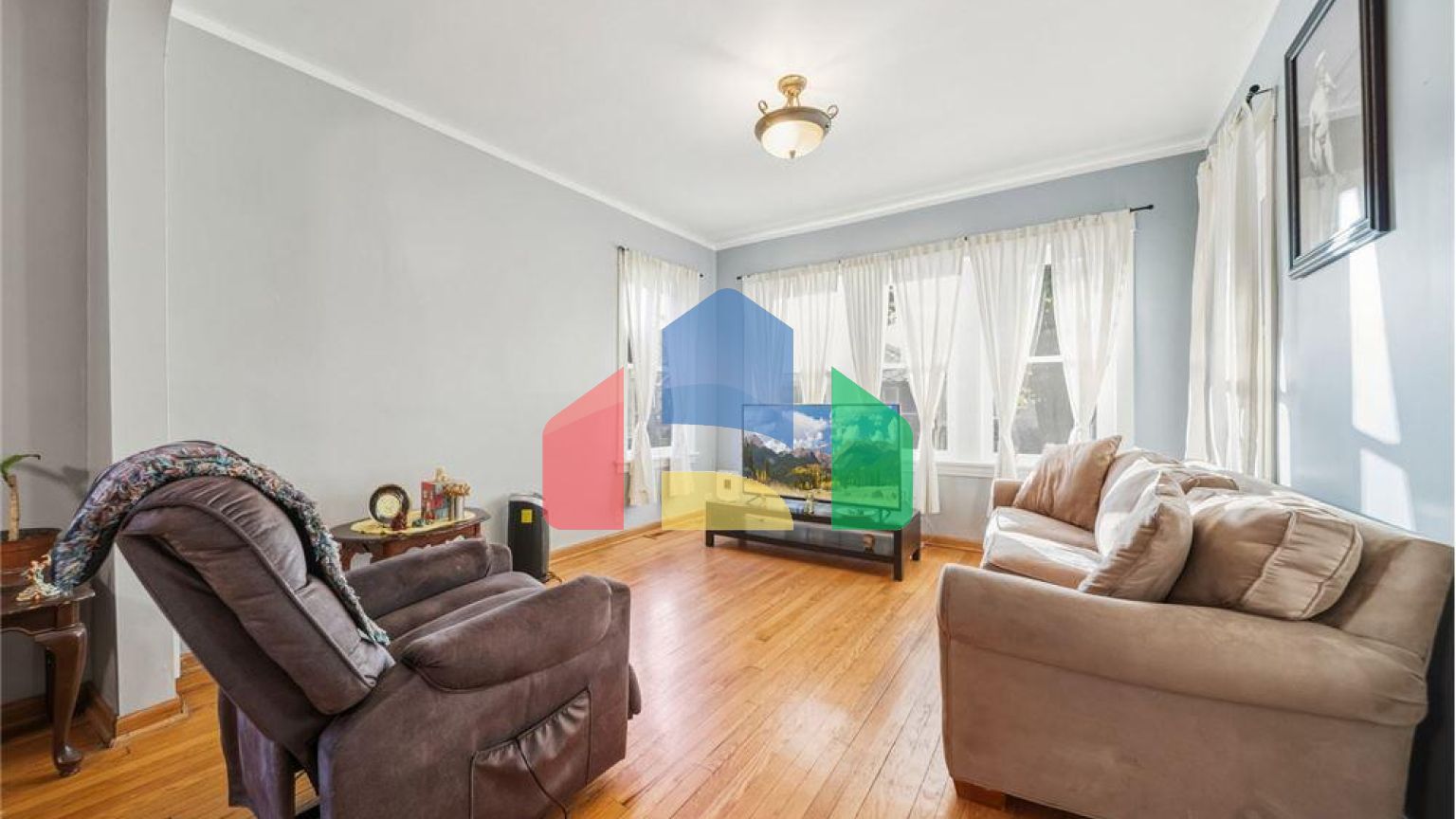 Residential - Single Family Home - Chicago, Illinois, United States - United States