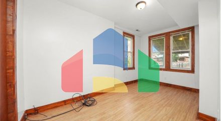 Residential - Single Family Home - Chicago, Illinois, United States - United States