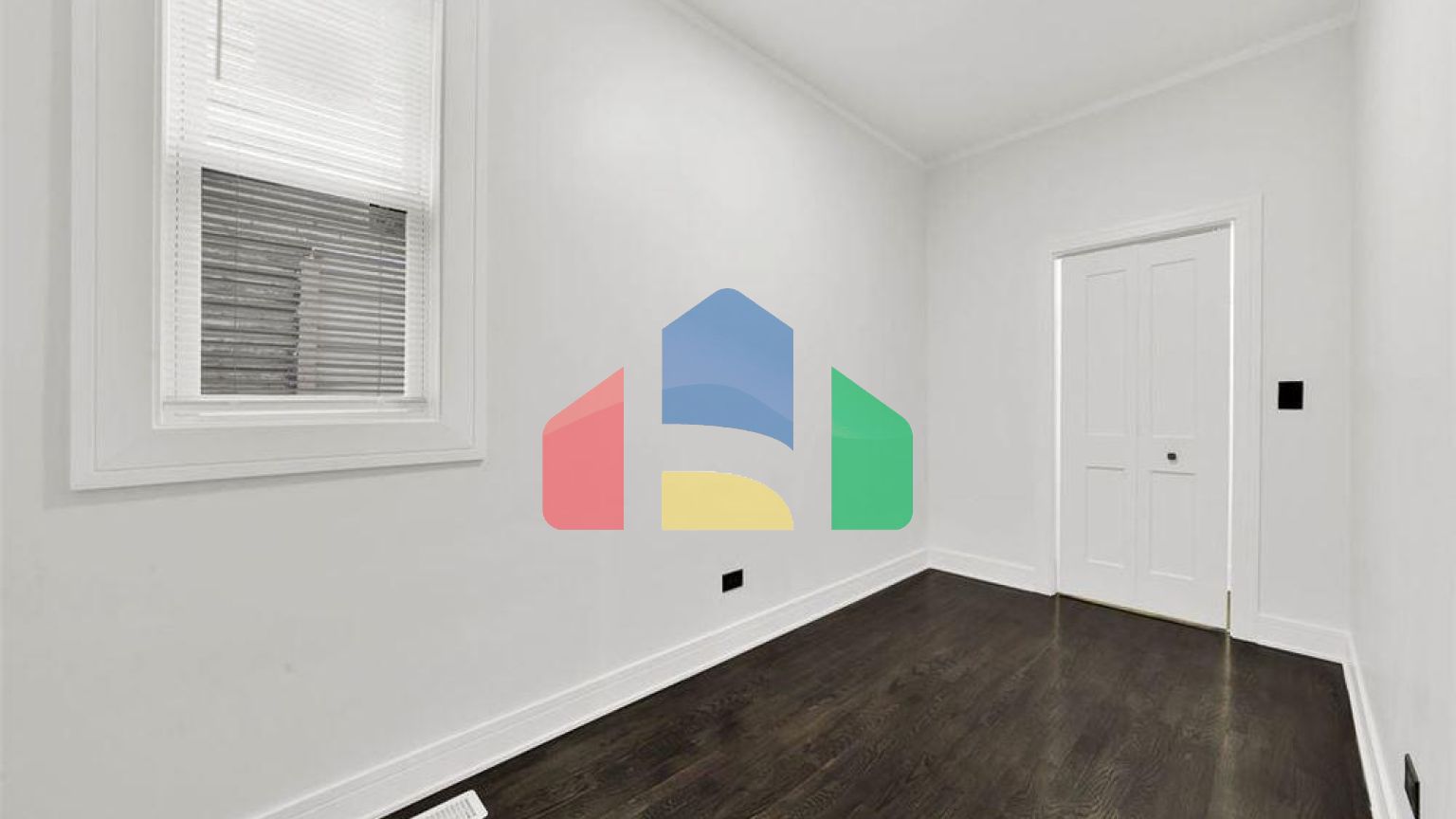 Residential - Single Family Home - Chicago, Illinois, United States - United States