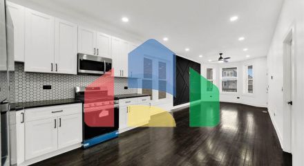 Residential - Single Family Home - Chicago, Illinois, United States - United States