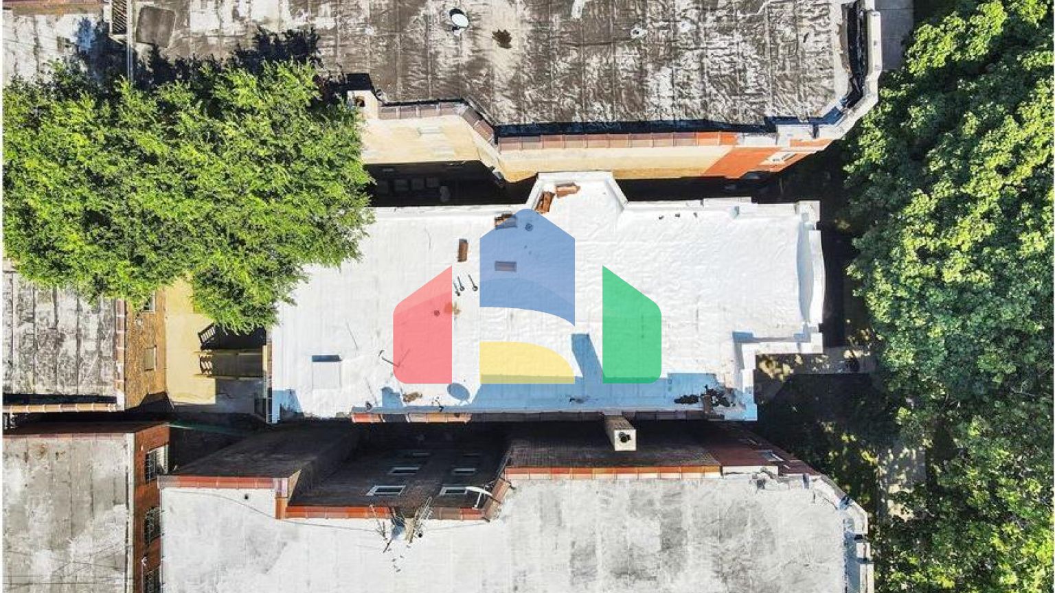 Residential - Multi-Family - Chicago, Illinois, United States - United States