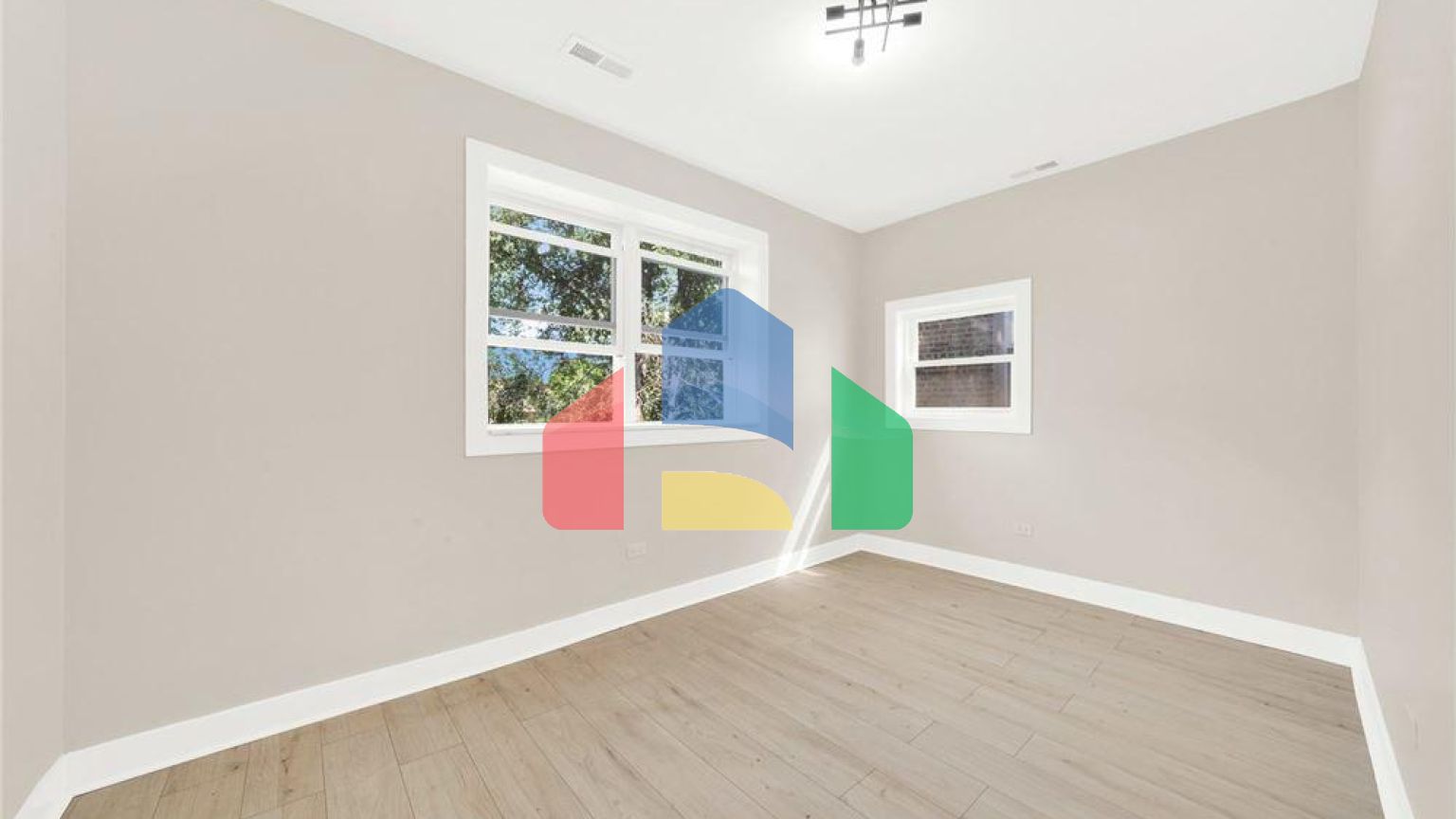 Residential - Multi-Family - Chicago, Illinois, United States - United States