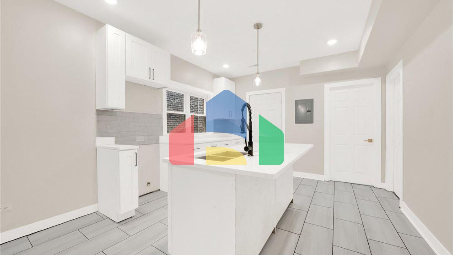 Residential - Multi-Family - Chicago, Illinois, United States - United States