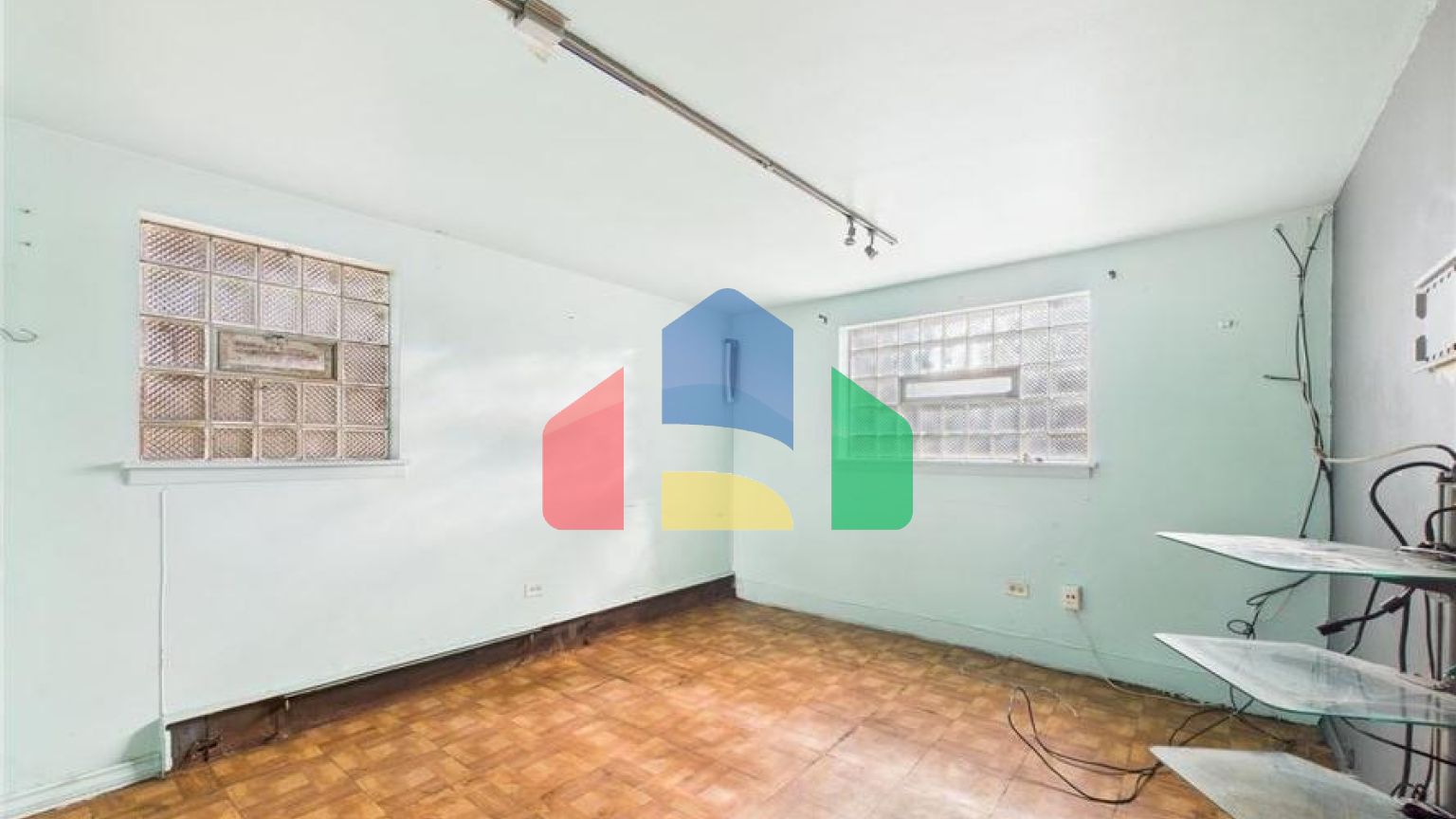 Residential - Single Family Home - Chicago, Illinois, United States - United States