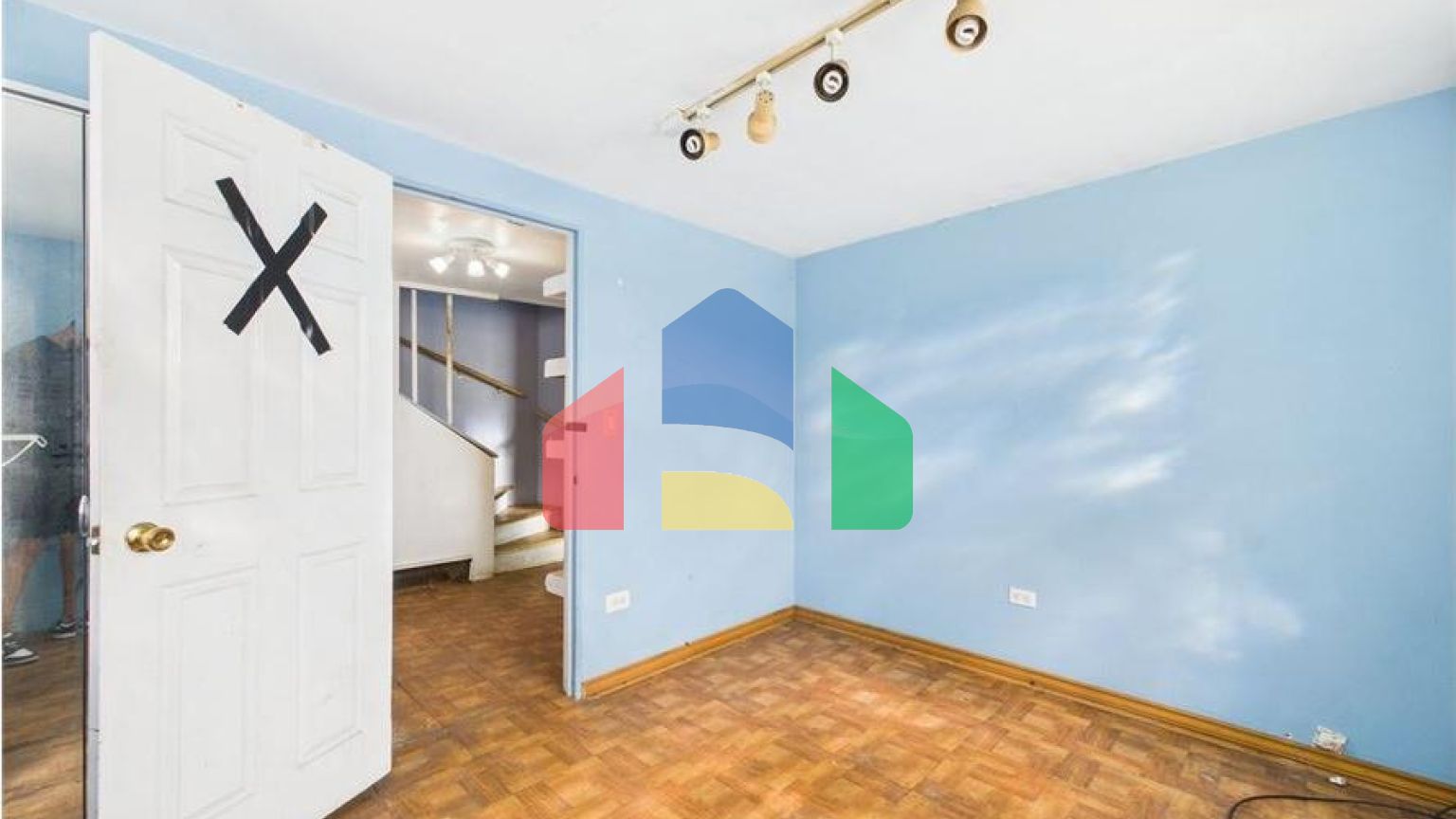 Residential - Single Family Home - Chicago, Illinois, United States - United States